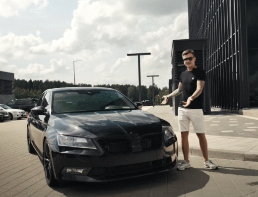 Автомобильный фестиваль «AutoCult»